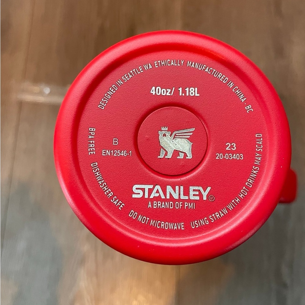 Stanley 40 oz Target Exclusive Quencher H2.0 Valentines Red Limited Edition NIB - Picture 14 of 16